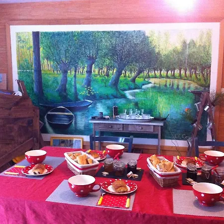 Au Bord De Sèvre Maison d'hôtes